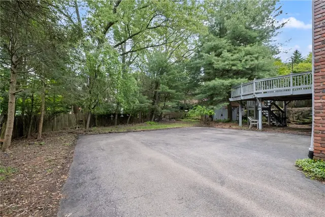 1942 Overland Ct gallery image 17