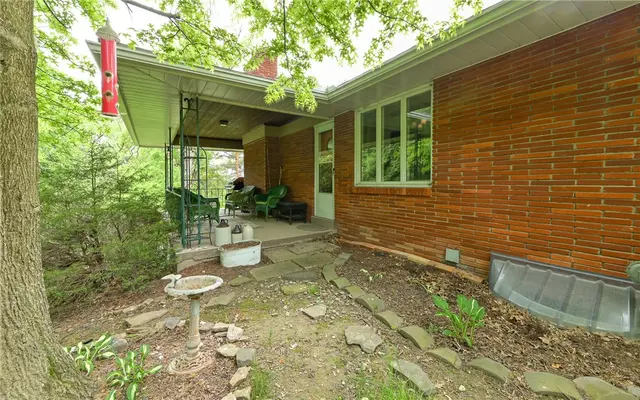 1962 Shady Oak Dr gallery image 28