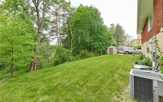 1962 Shady Oak Dr gallery image 37