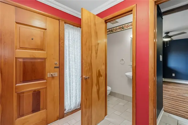 198 Longvue Dr gallery image 9