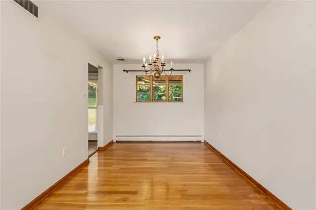 198 Longvue Dr gallery image 13