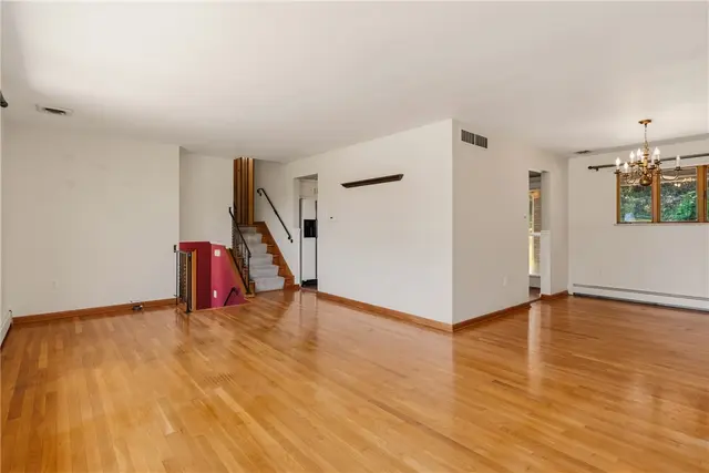 198 Longvue Dr gallery image 28