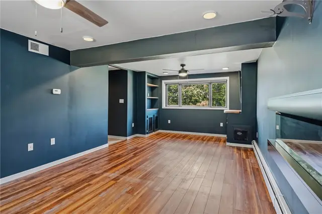 198 Longvue Dr gallery image 31