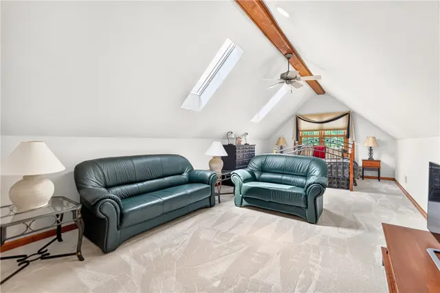 200 Chadborne Ct gallery image 17