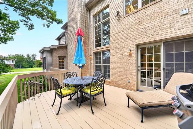 200 Chadborne Ct gallery image 27