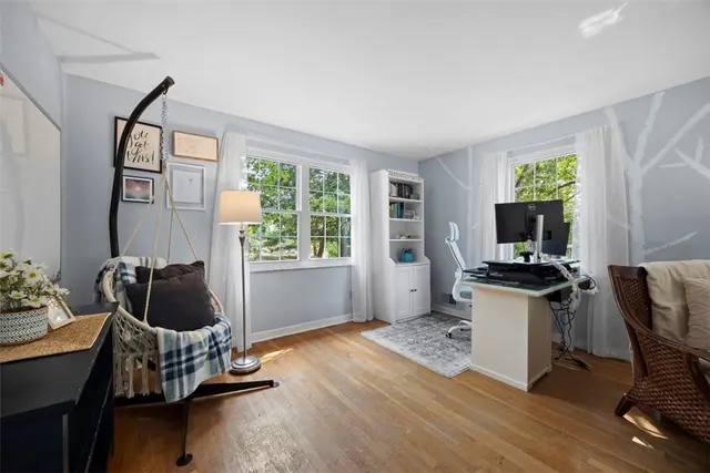 200 Ennerdale Ln gallery image 8