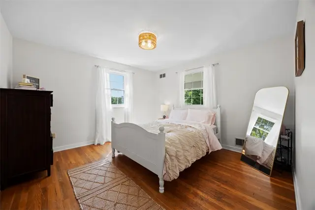 200 Ennerdale Ln gallery image 12