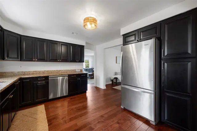 200 Ennerdale Ln gallery image 17
