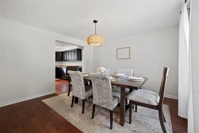 200 Ennerdale Ln gallery image 32