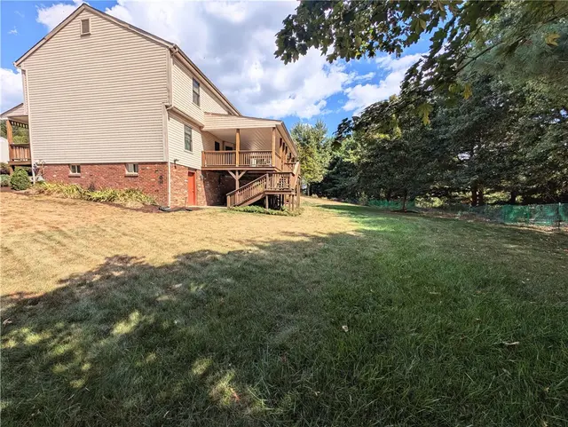 200 Jaclyn Dr gallery image 18