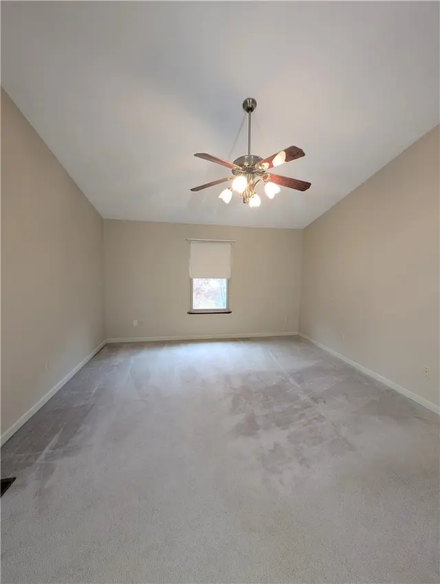 200 Jaclyn Dr gallery image 49