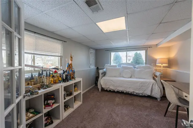 200 Kirkwood Dr gallery image 16