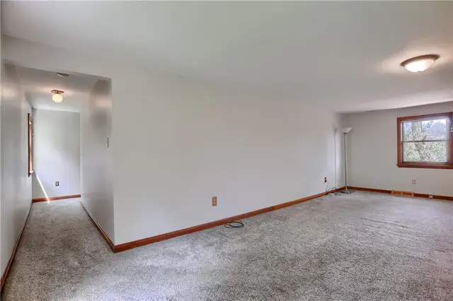 200 Pine Creek Rd gallery image 19