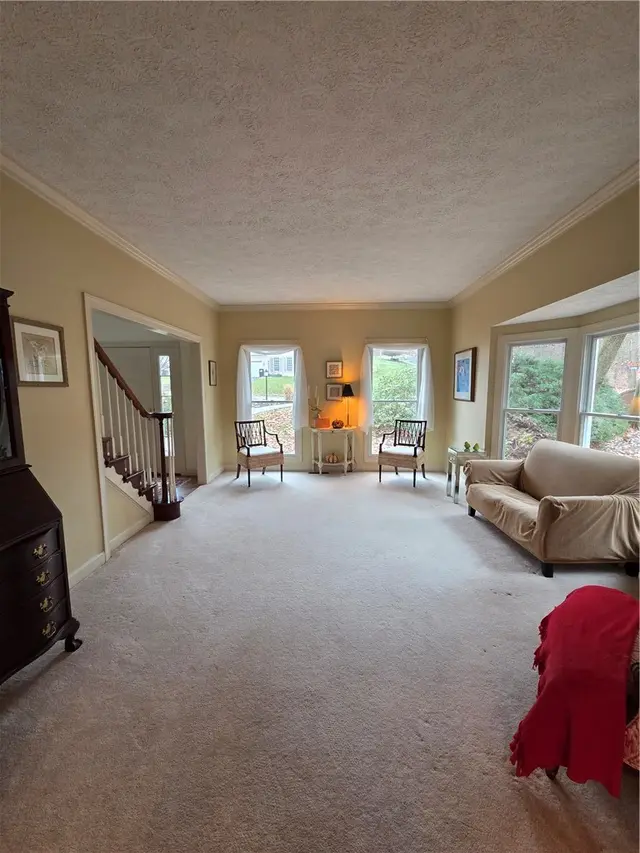 2001 Buckingham Dr gallery image 11
