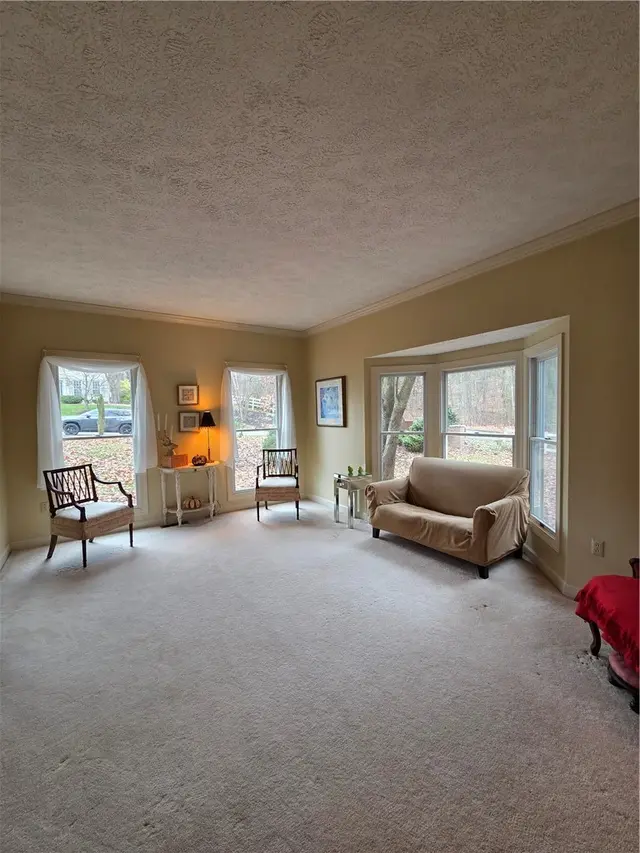2001 Buckingham Dr gallery image 17