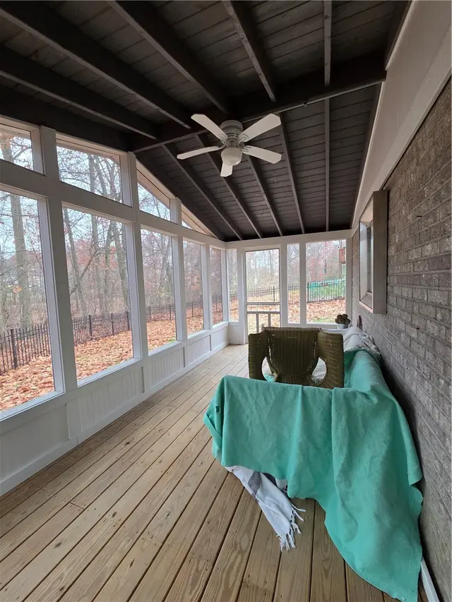 2001 Buckingham Dr gallery image 19