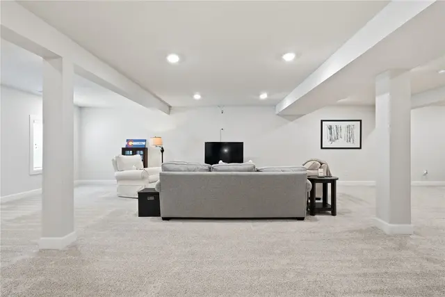 2003 Cherry Road gallery image 41
