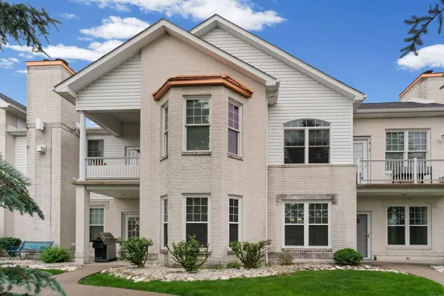 201 Adams Pointe Blvd 10 gallery image 27