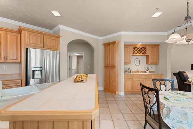 201 Adams Pointe Blvd 10 gallery image 40