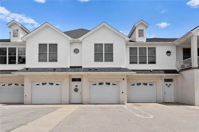 201 Adams Pointe Blvd 4 gallery image 8