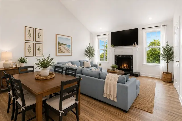 201 Adams Pointe Blvd 4 gallery image 29