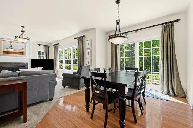 201 Crawford Court gallery image 20