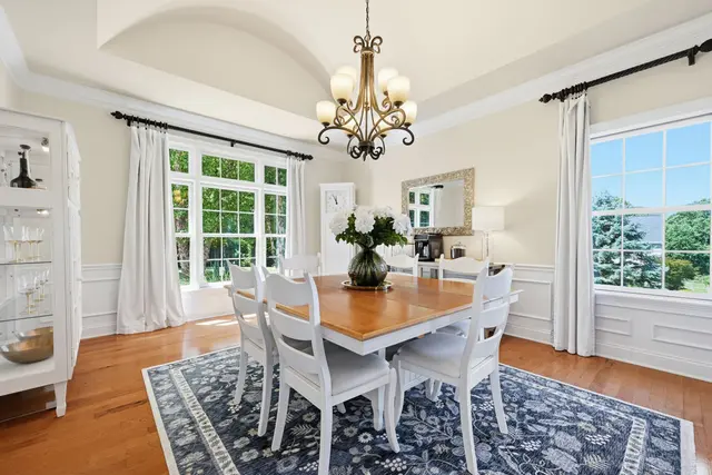 201 Crawford Court gallery image 45