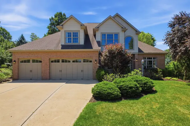 201 Crawford Court