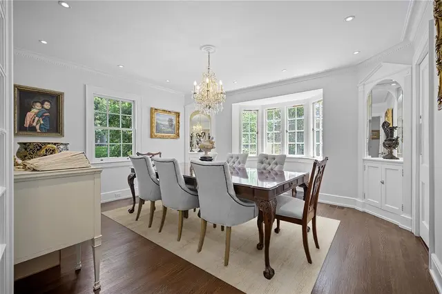 201 Creek Drive gallery image 7