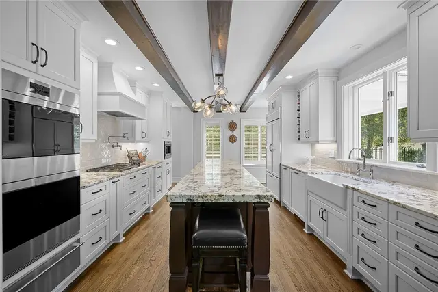 201 Creek Drive gallery image 15