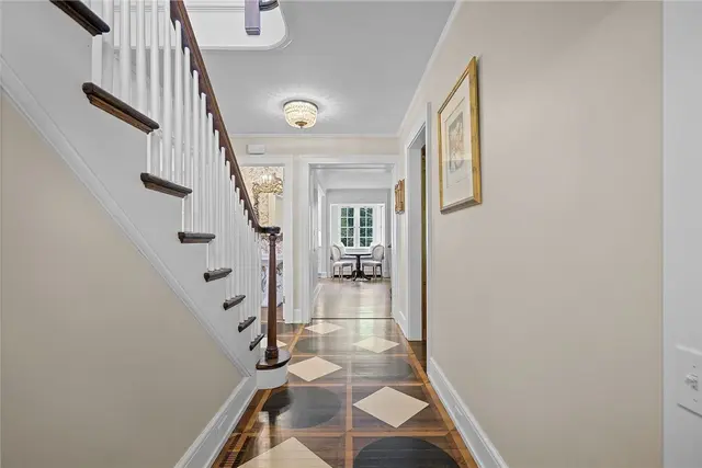201 Creek Drive gallery image 18