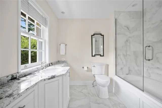 201 Creek Drive gallery image 27