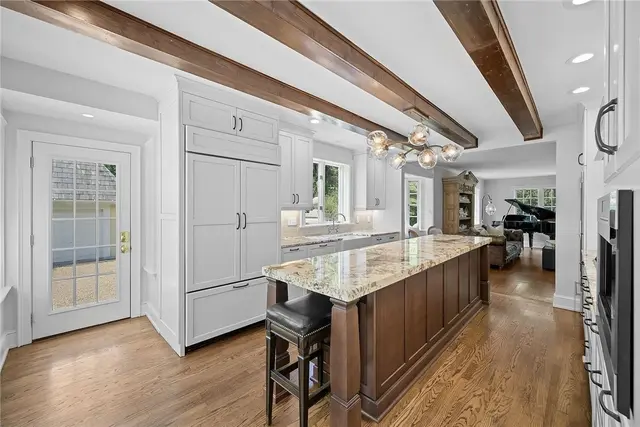 201 Creek Drive gallery image 38
