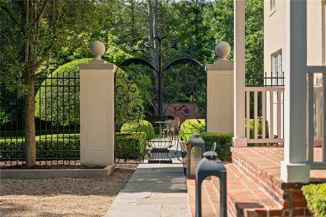 201 Creek Drive gallery image 44