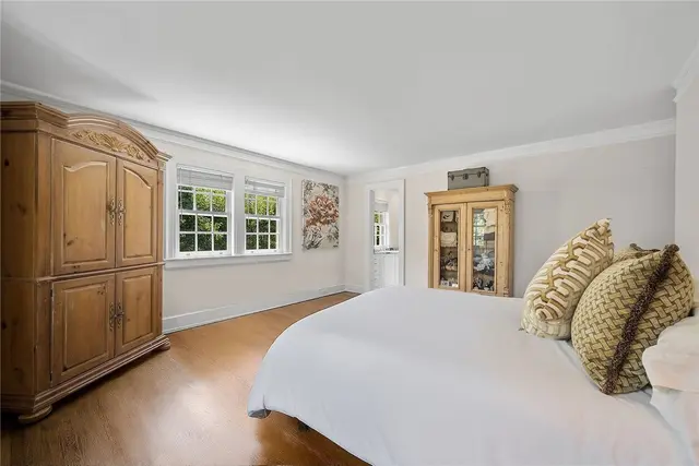 201 Creek Drive gallery image 49