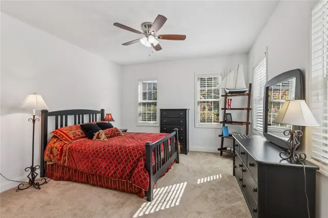 201 Emerson Pines Dr gallery image 8