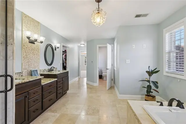 201 Emerson Pines Dr gallery image 39
