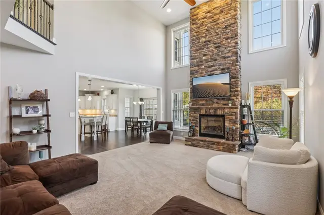201 Emerson Pines Dr gallery image 42