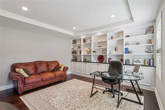 201 Emerson Pines Dr gallery image 43