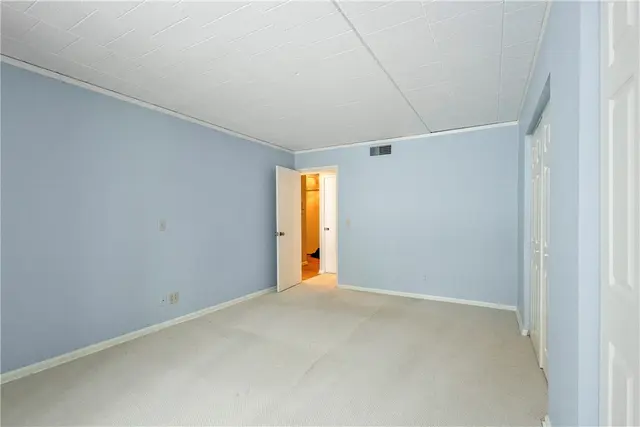 201 Grant 202 gallery image 16