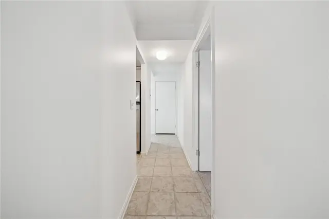 201 Grant St 108 gallery image 9