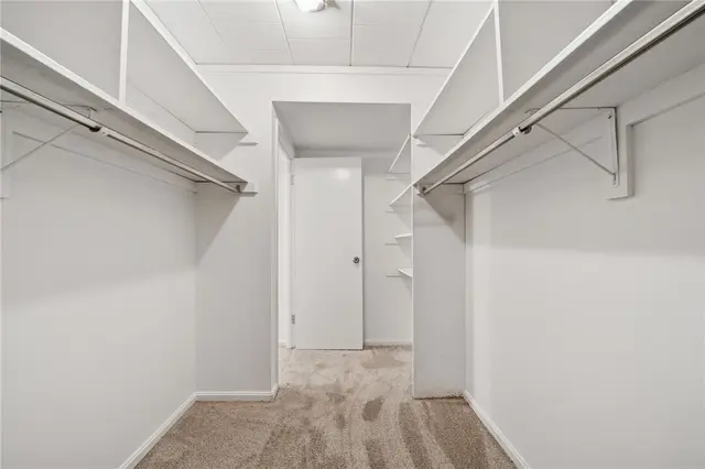 201 Grant St 108 gallery image 20