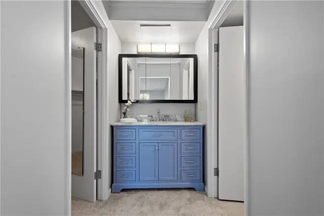 201 Grant St 111 gallery image 21