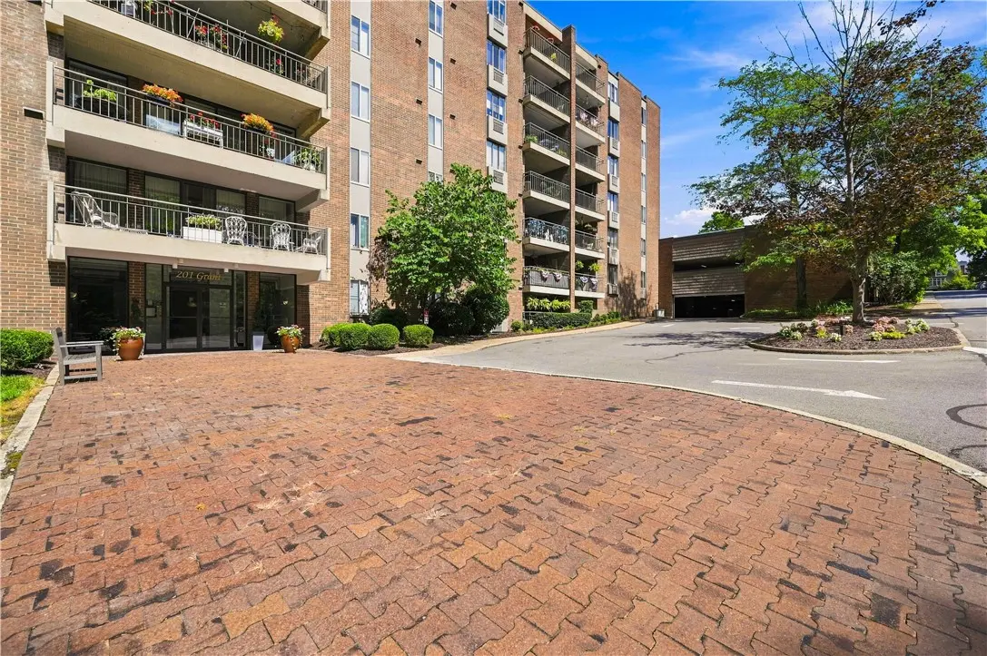 201 Grant St 508