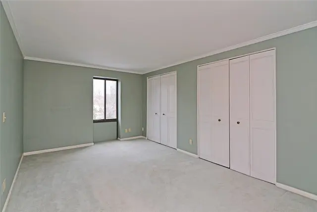 201 Grant St 606 gallery image 9