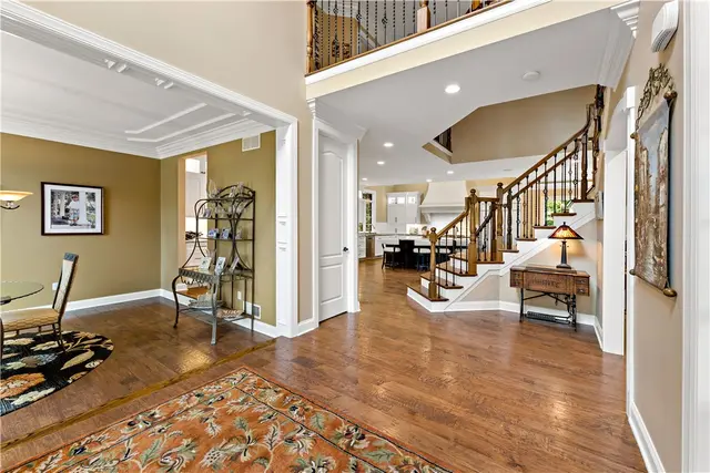201 MacFadden Dr gallery image 6