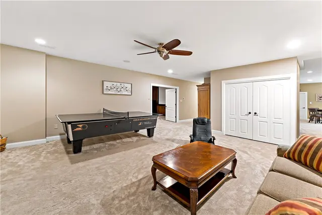 201 MacFadden Dr gallery image 8