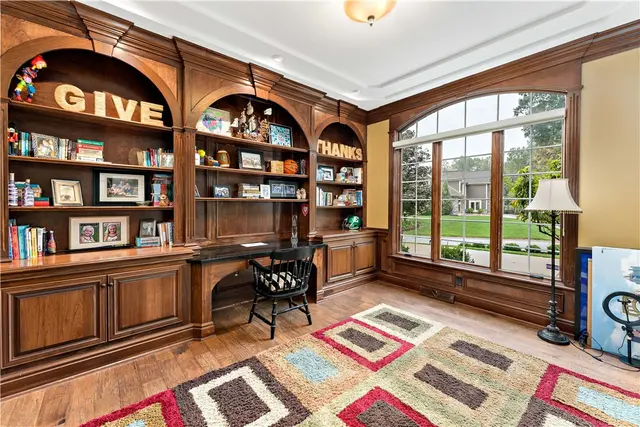 201 MacFadden Dr gallery image 22