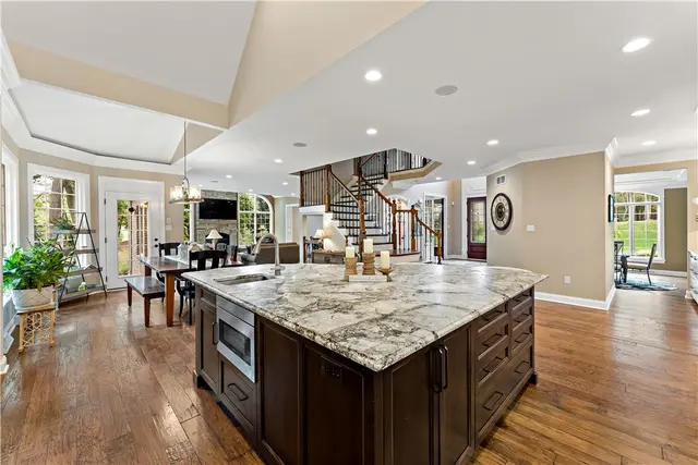 201 MacFadden Dr gallery image 30