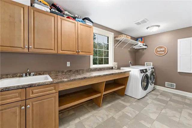201 MacFadden Dr gallery image 47
